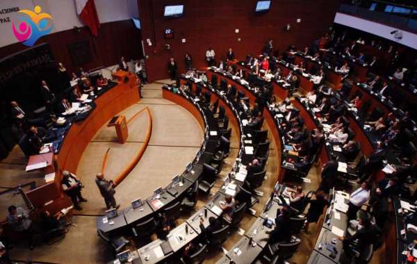 Logra Morena en el Senado que se voten hoy ternas para la CRE